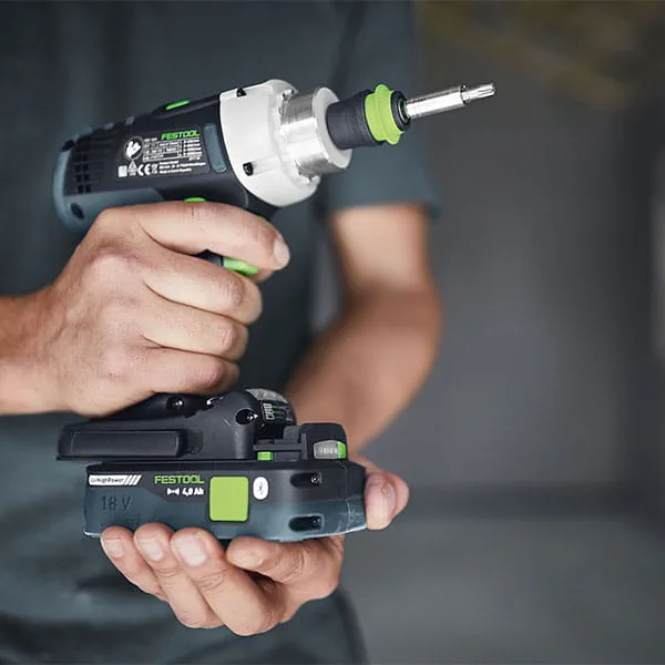 Fitting a battery pack to Festool cordless screwdrivers.