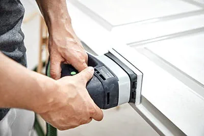 Sanding with the Festool LS 130 linear sander