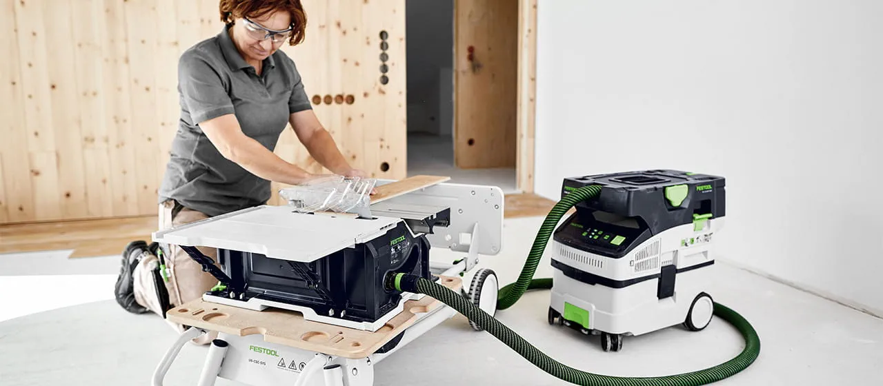 The table saw is an ideal partner for the new Festool CTC SYS, CTC MINI and MIDI cordless dust extractors.