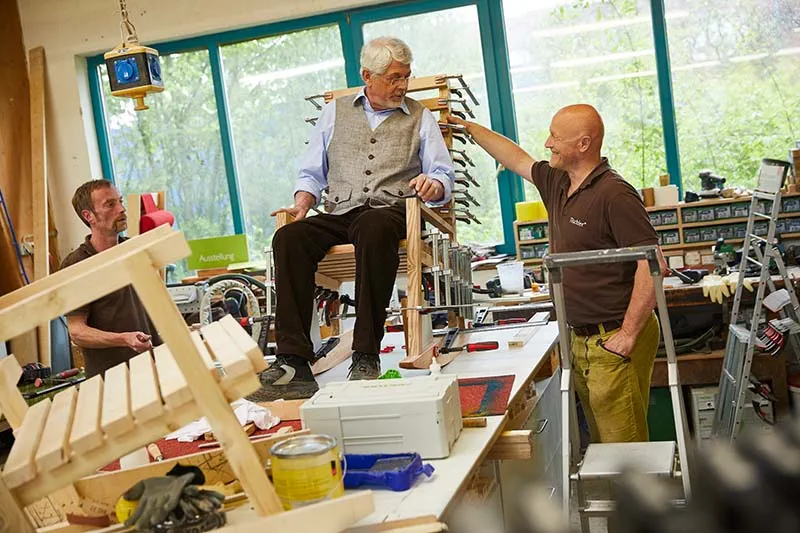 Construction of a rocking chair with the Festool Domino jointing system