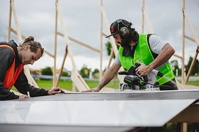 Precision work on the platform and steep banked curve with Festool tools