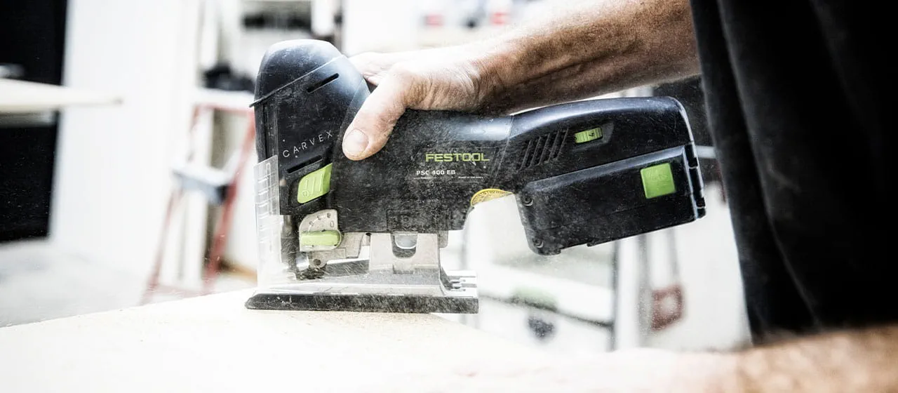 The Festool CARVEX PSC 400 pendulum jigsaw.