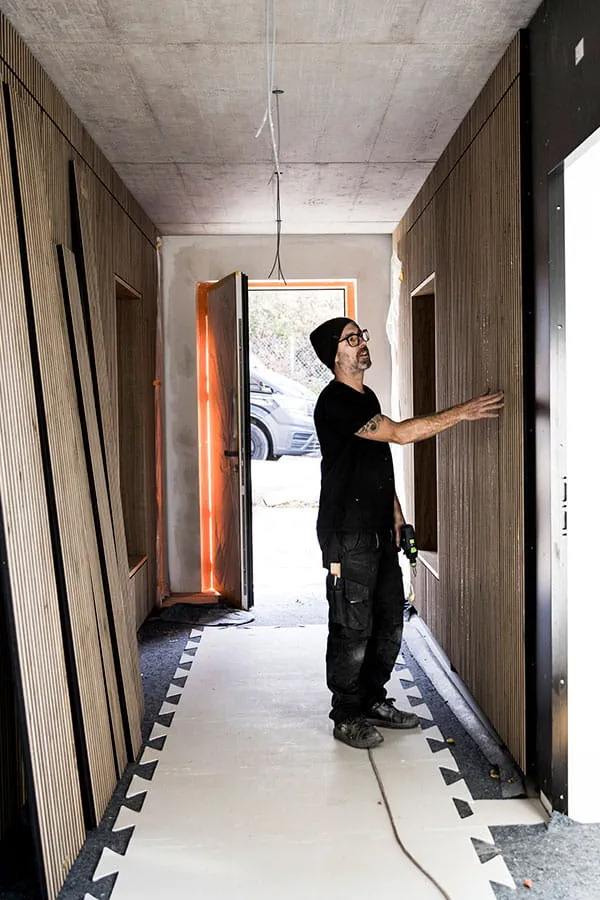 The Festool cordless drill in operation